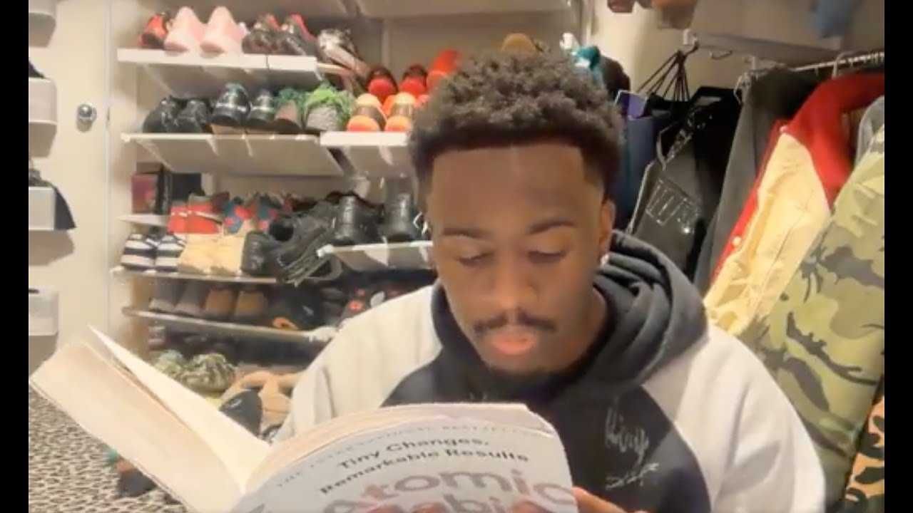 kai cenat, reading, books, atomic habits, self-improvement