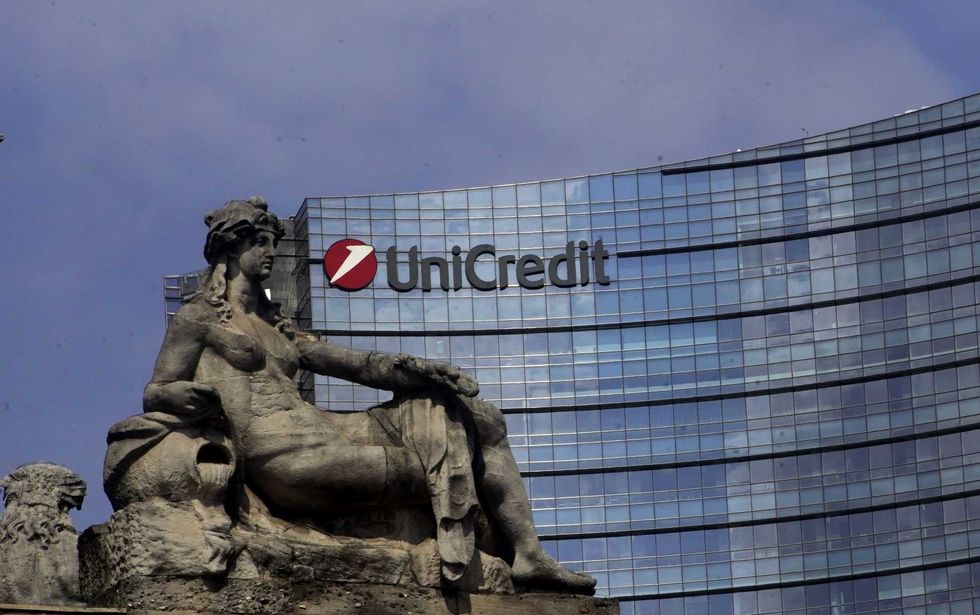 Unicredit si tira fuori dal risiko: «Montepaschi non ci interessa»