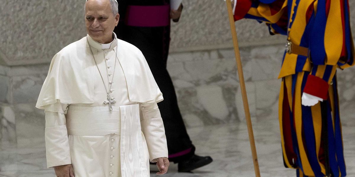 Leone abroga la Pasqua di Bergoglio