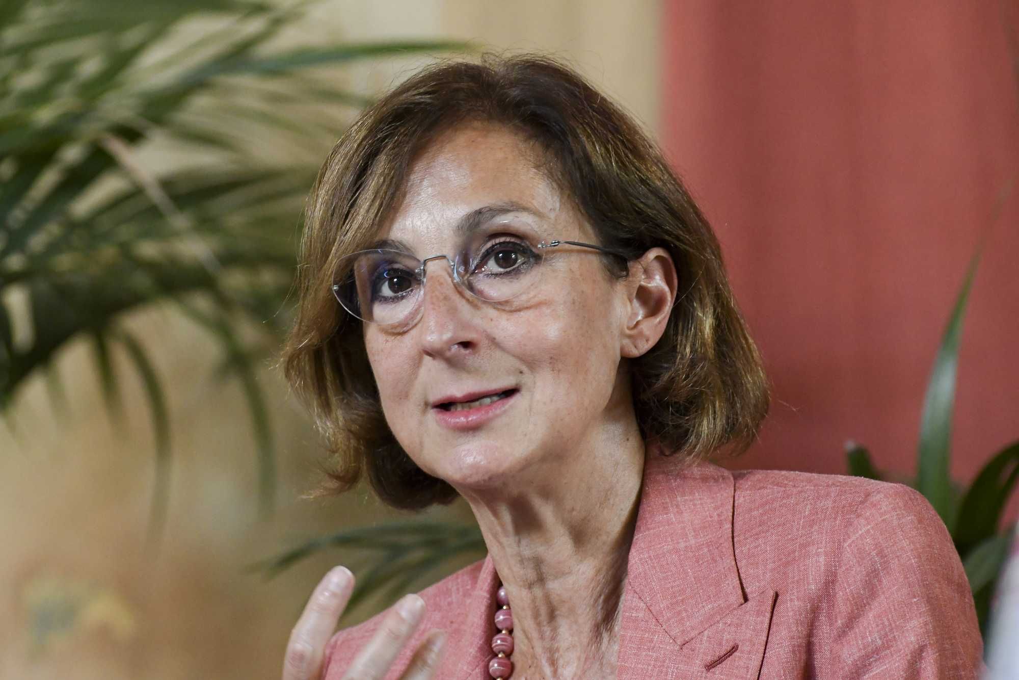 Cartabia accusa la politica di non obbedire ai giudici. Poi frigna per la democrazia