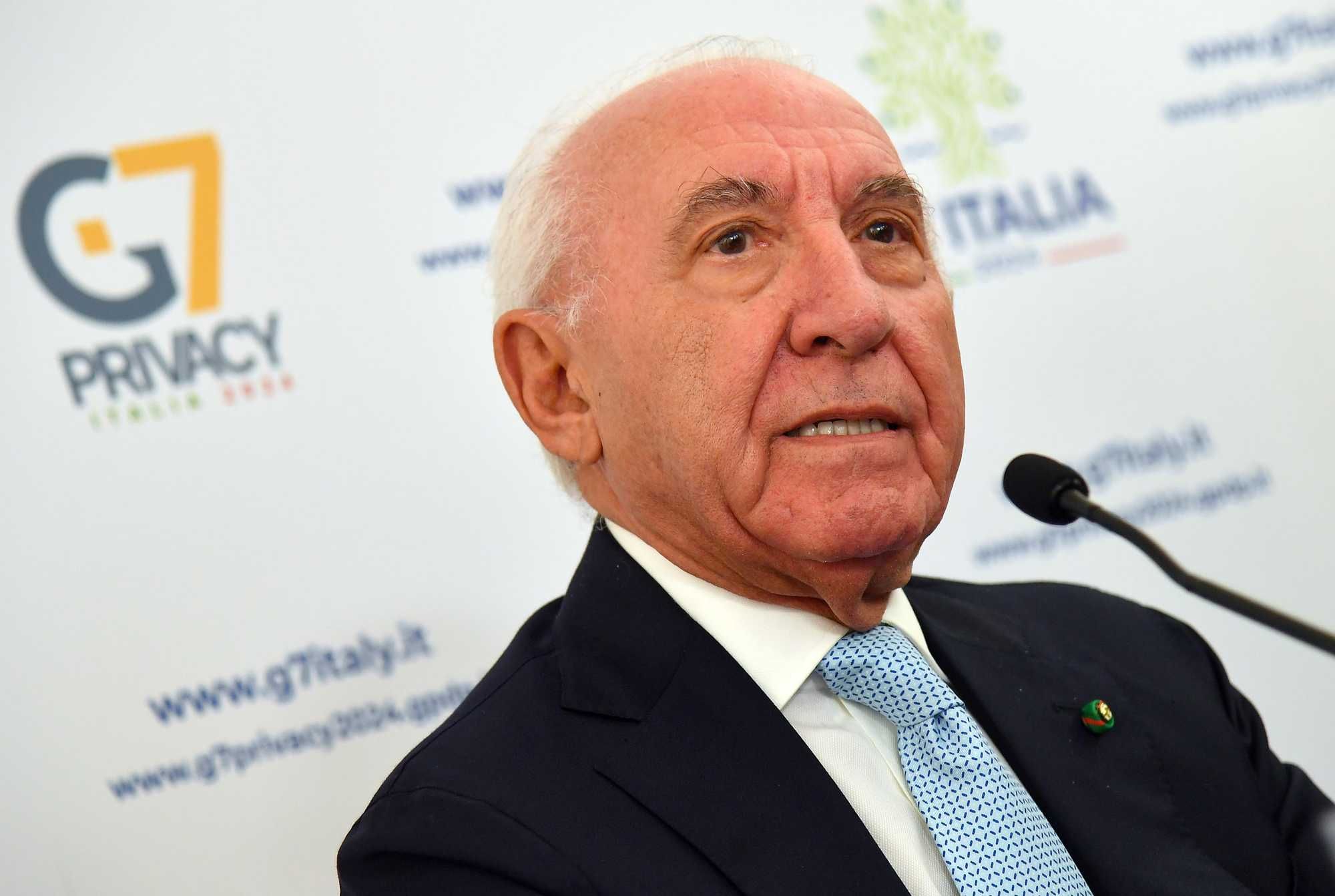 Caro Stanzione, ci inviti a cena. Tanto paghiamo noi