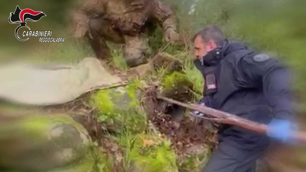 I Carabinieri scoprono un arsenale in Aspromonte