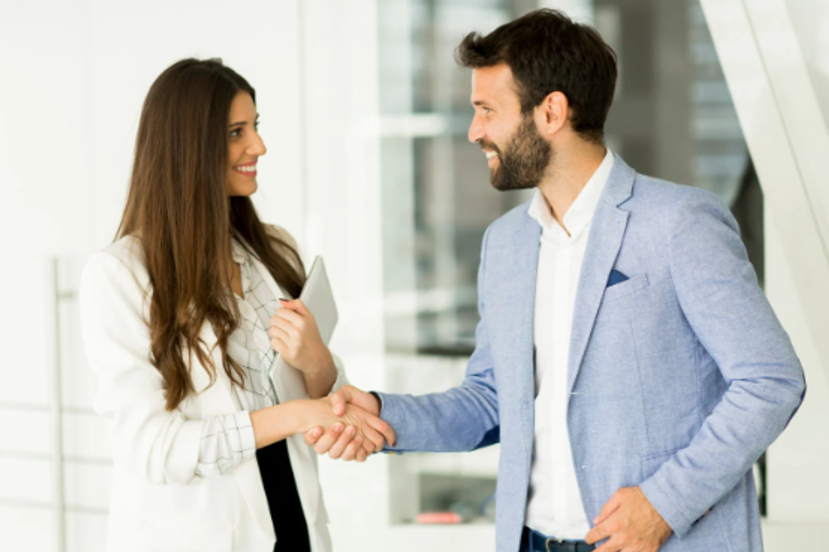 names, meeting people, introduction, handshake, hello