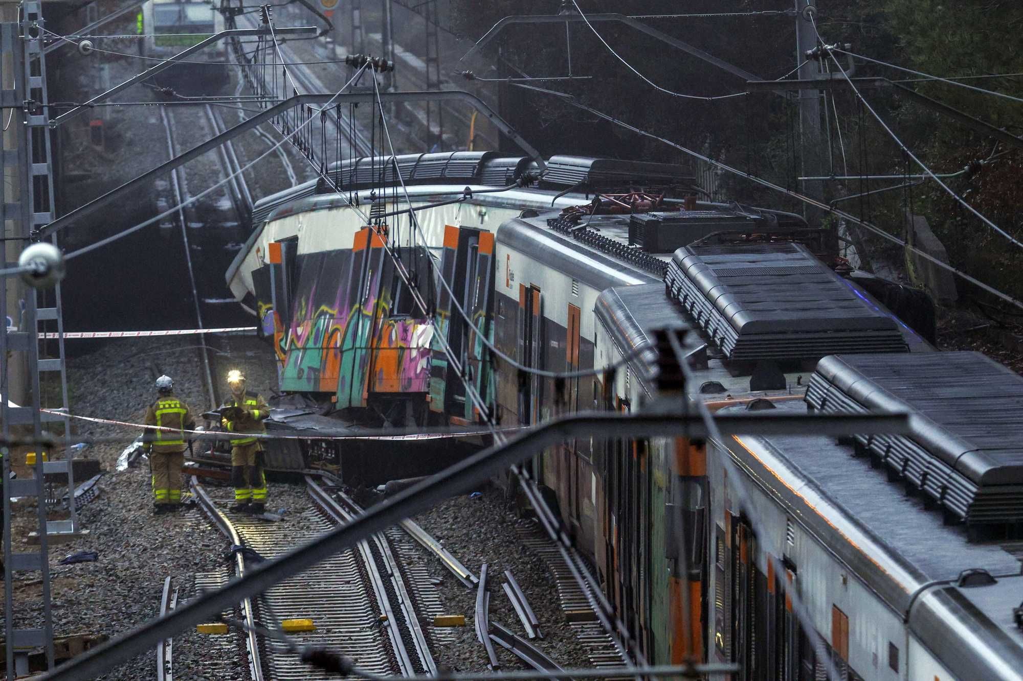 Il modello Sánchez deraglia ancora. Altri due incidenti: un morto e feriti