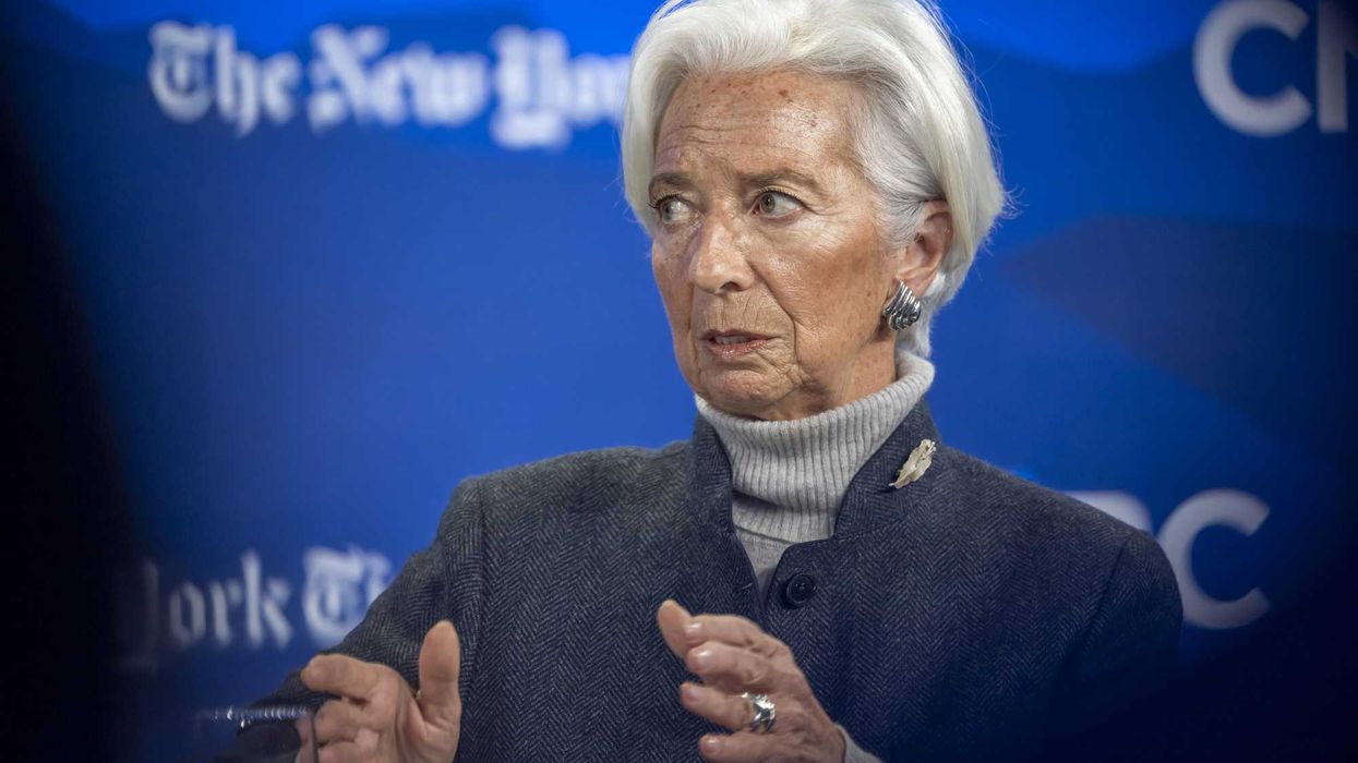 La Lagarde non tollera critiche al suo operato e se ne va stizzita