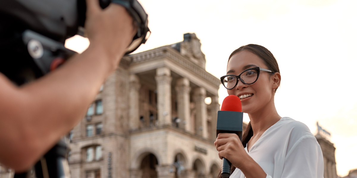 TV news anchor shares his three expert strategies for sounding more confident when speaking to others