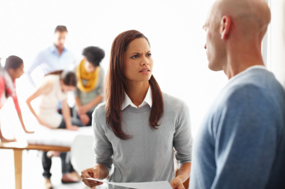 Communications expert shares the perfect way to gracefully shut down rude comments