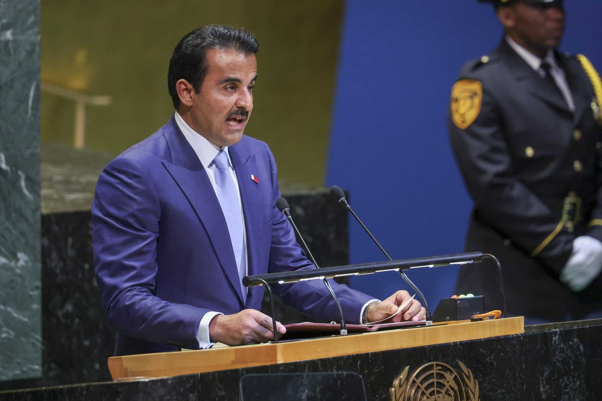 Giornali, sport e dossieraggi. Così il Qatar neutralizza gli scandali che lo riguardano