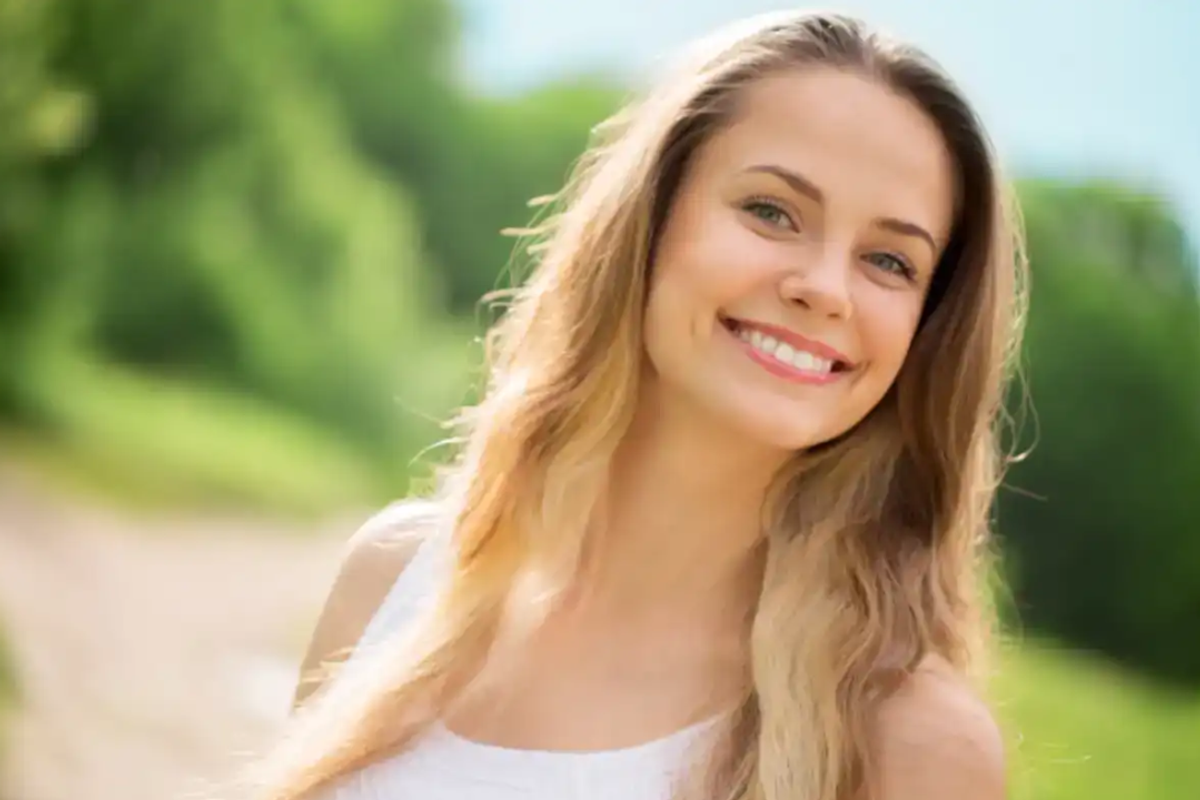 smiling, woman, pretty, privilege, looks, attraction, beauty