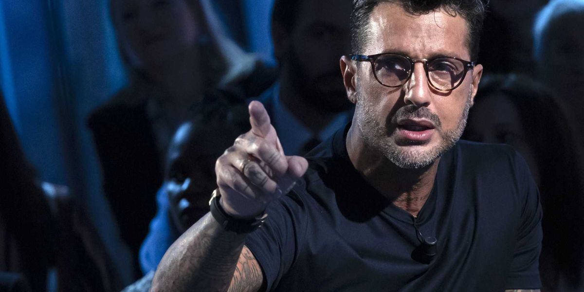 Il bullo spacciagossip che nel fango sta da Dio