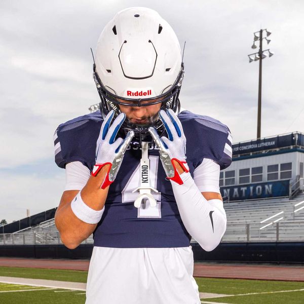 VYPE HOU Private School Football Defensive Player of the Year Fan Poll