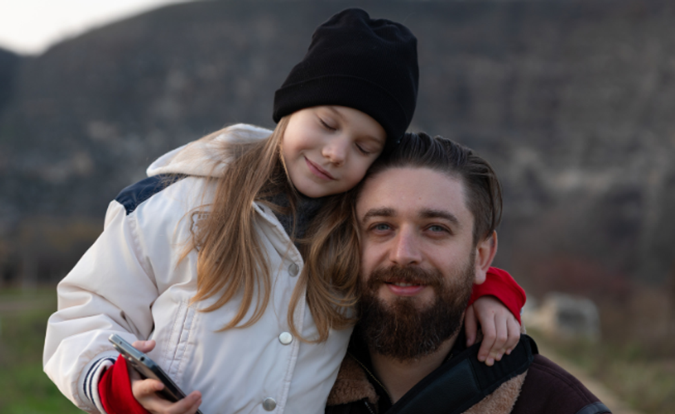 fathers, dads, dating, family, love, relationships, parenting, kids, cultural differences, sweden, america