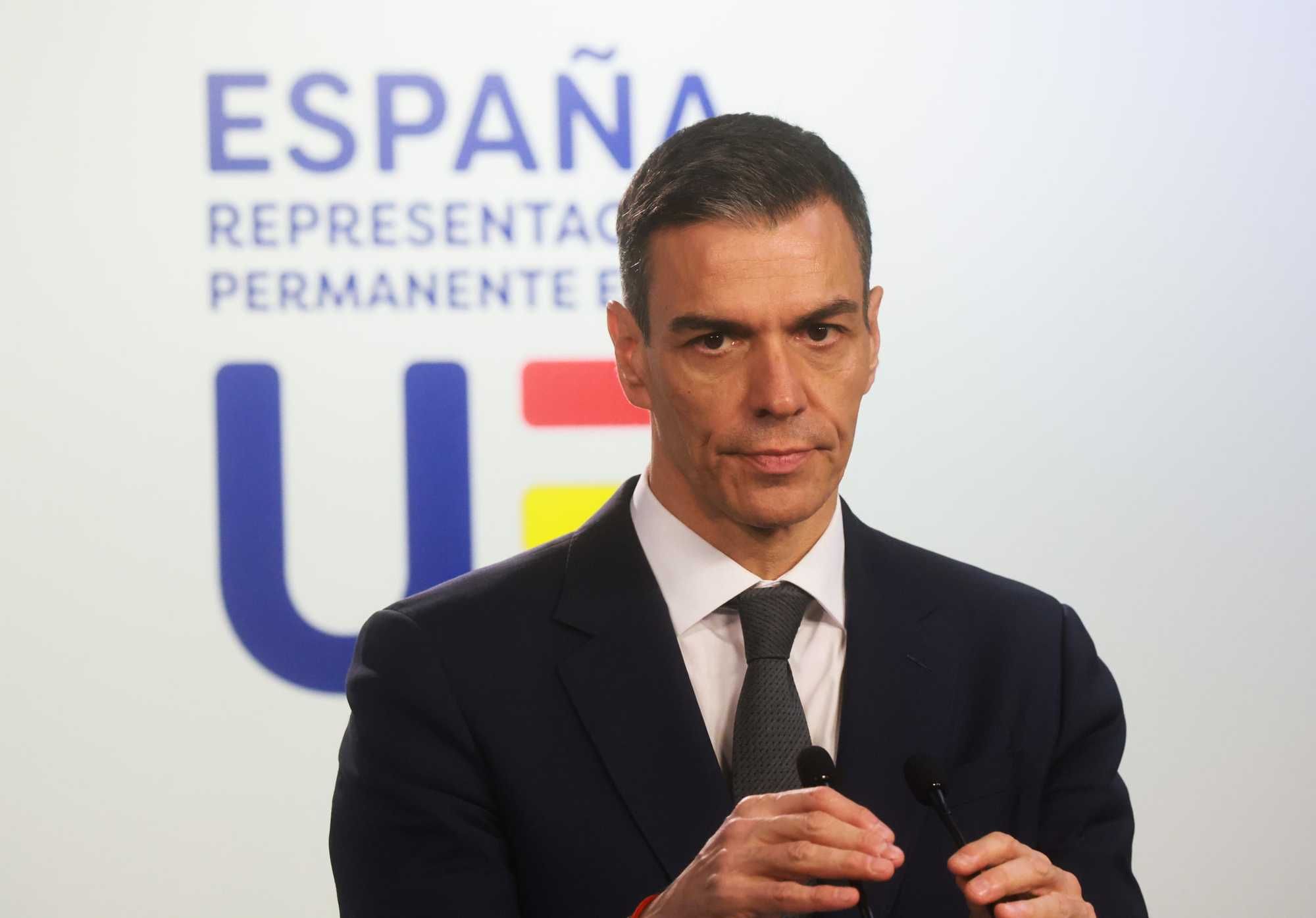 Sánchez spalanca le porte Ue agli immigrati