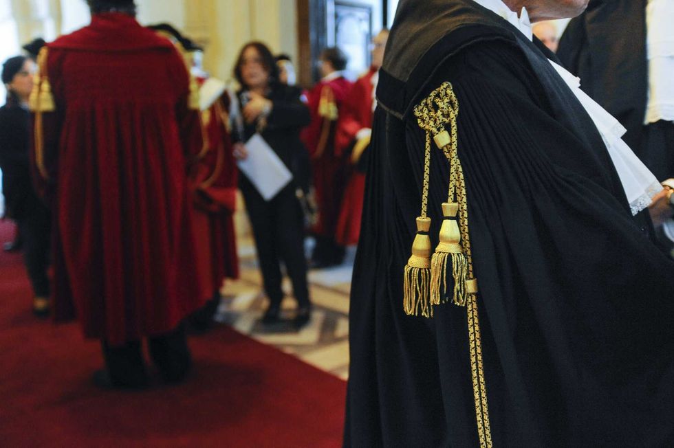 Dividere chi accusa da chi giudica è una forma di rispetto per i cittadini