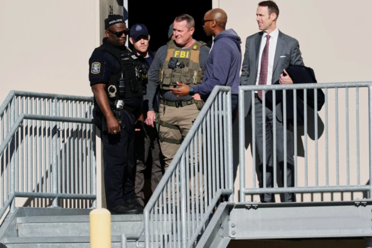 Pursuing 2020 Conspiracies, Trump Sends FBI To Raid Georgia Election Site