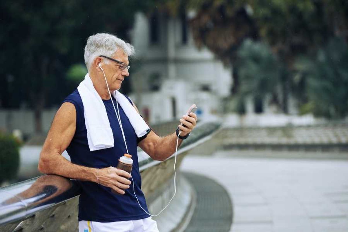 aging, gen x, boomer, getting older, aging signs