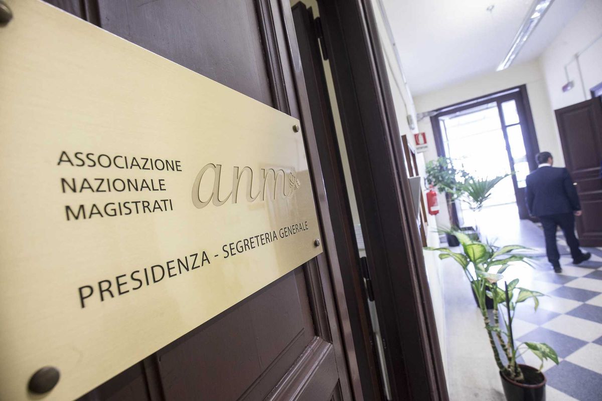 Anm chiusa per imbarazzo fino al referendum