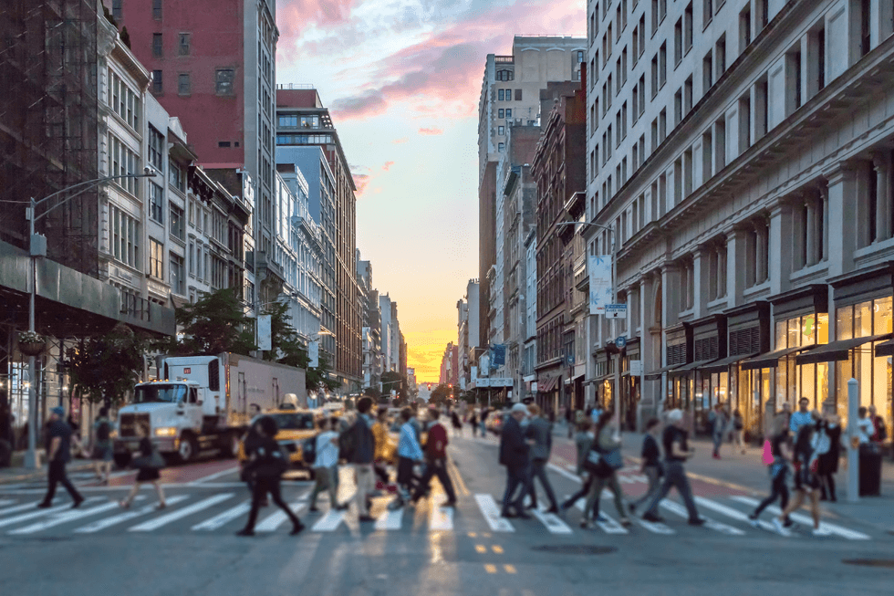 Woman explains the beautiful feeling of 'sonder,' or realizing random strangers have full lives