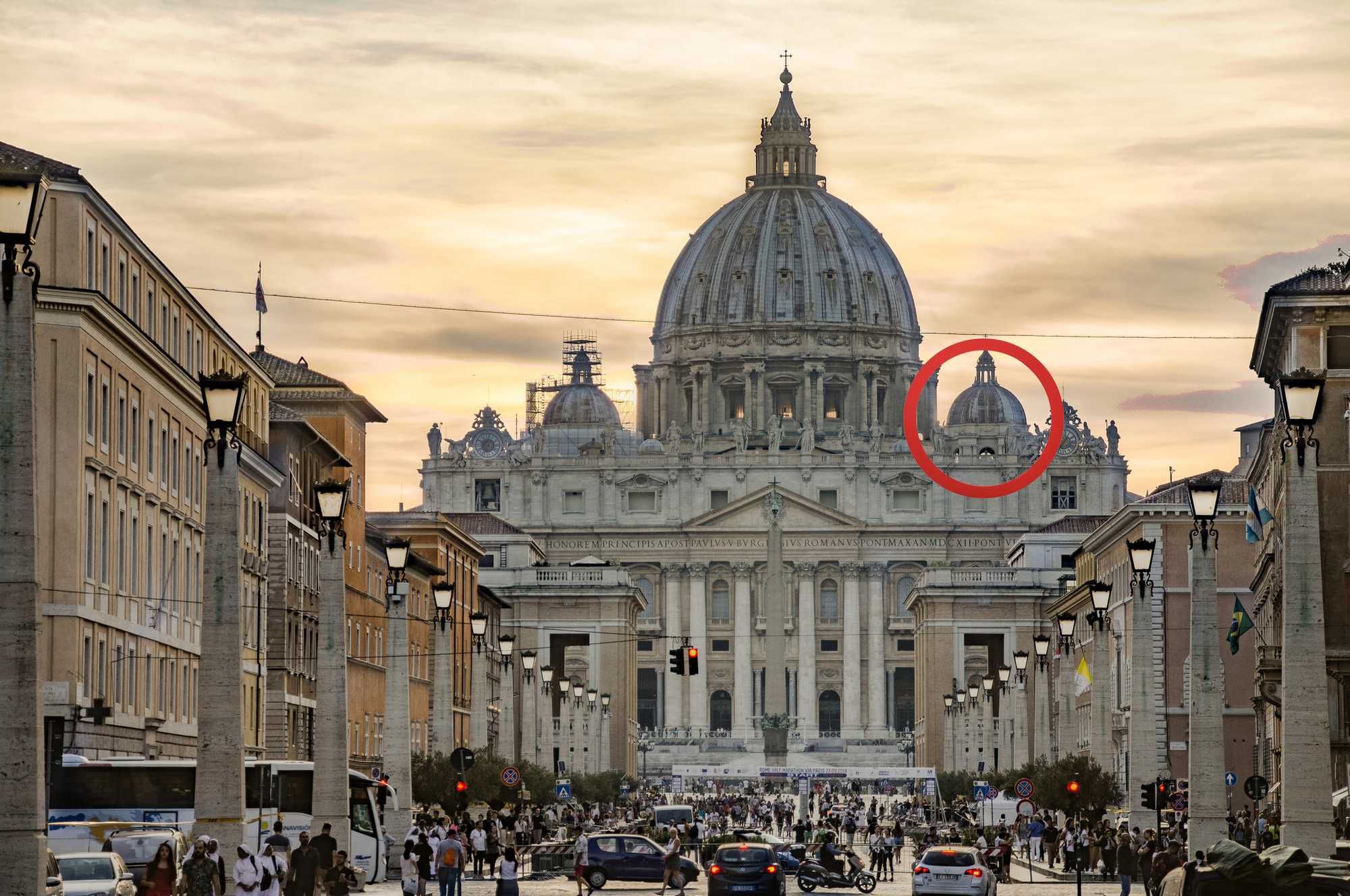 A San Pietro scaldano i fornelli: bistrot sui tetti con vista sull’Urbe