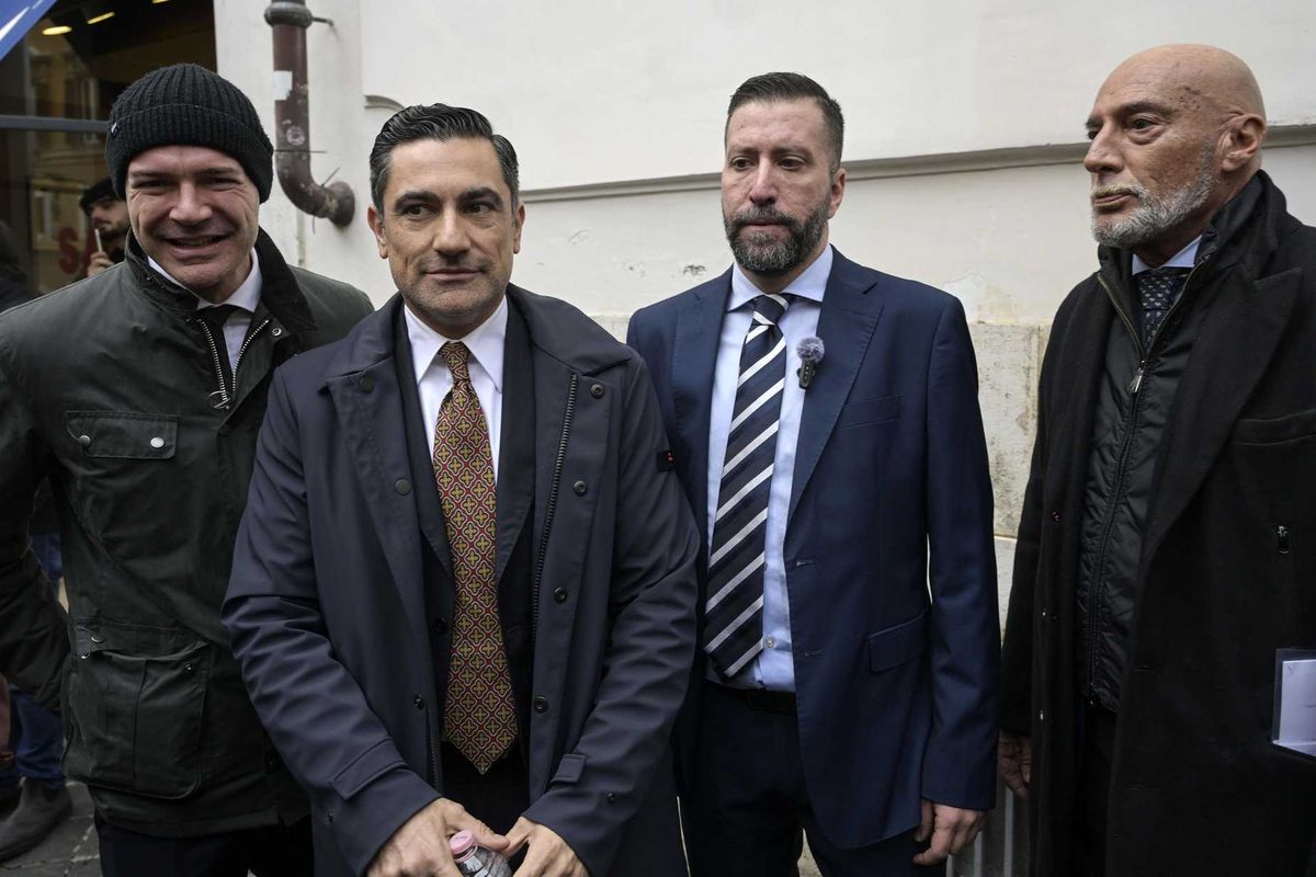 L’opposizione scimmiotta i partigiani per un convegno sulla remigrazione