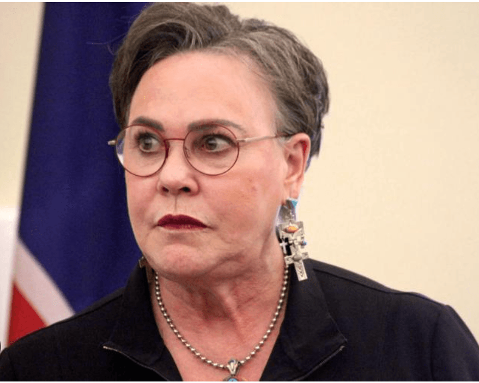 Challenged Over Minnesota Shootings, Wyoming Republican Flees Town Hall