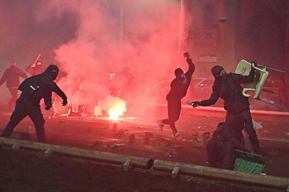 La sinistra rispolvera strategia della tensione e pericolo fascista