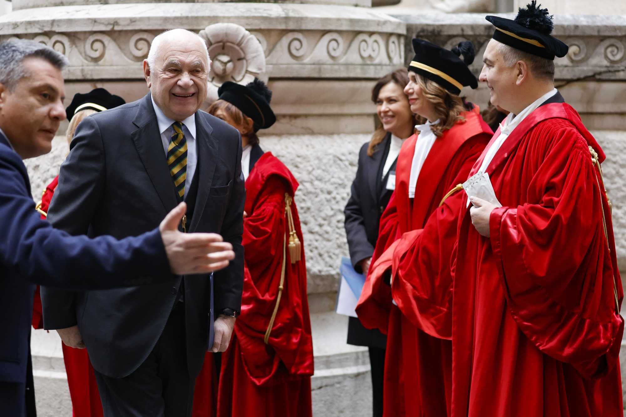 Correntismo e gestione partitica: un cancro che la riforma spazza via