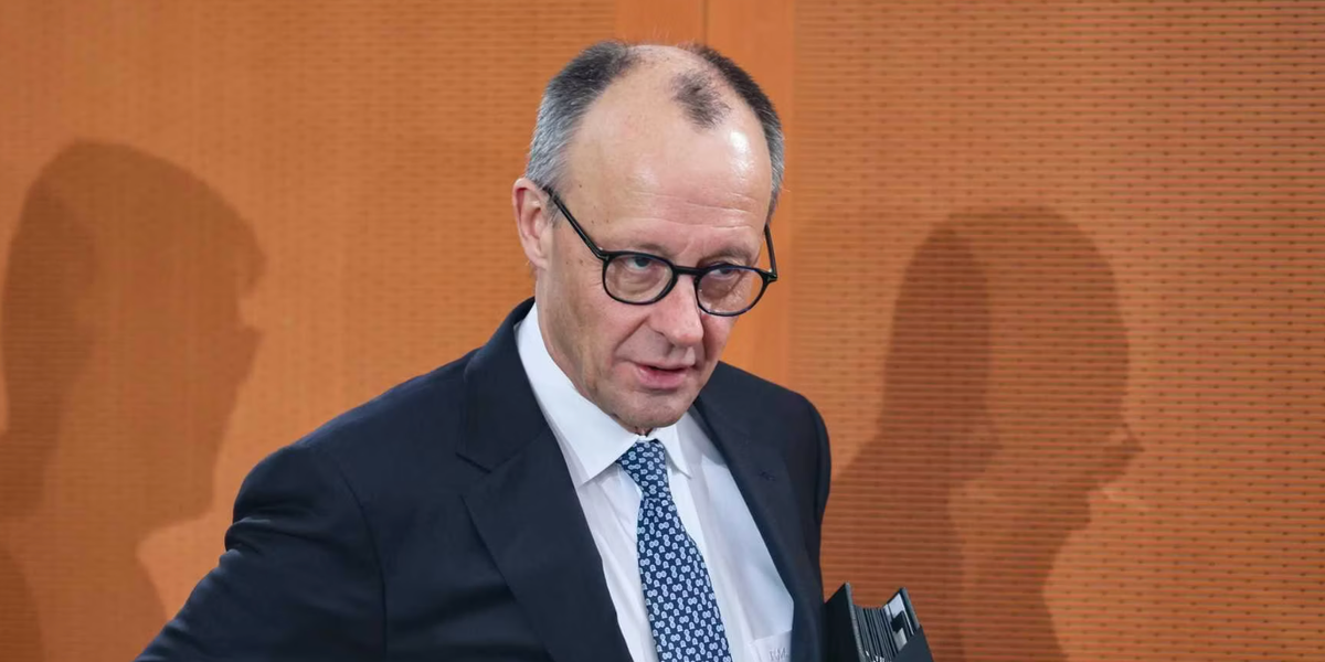 super caccia merz molla parigi per roma