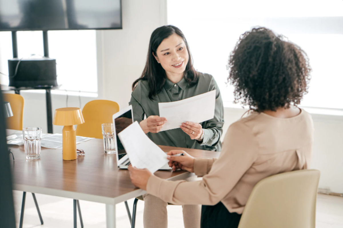 simplify ideas, simplify big ideas, concise, concise communication, intelligent, intelligence