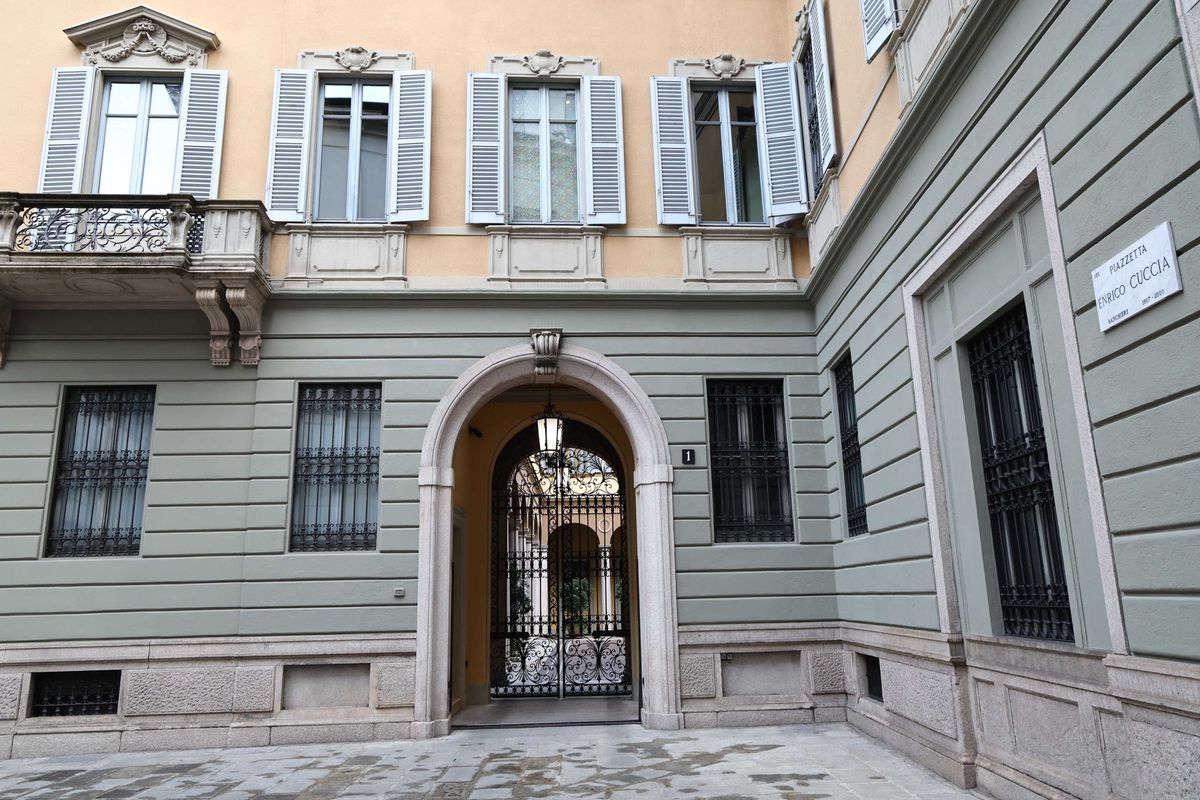 I mercati vedono Mediobanca dentro Siena