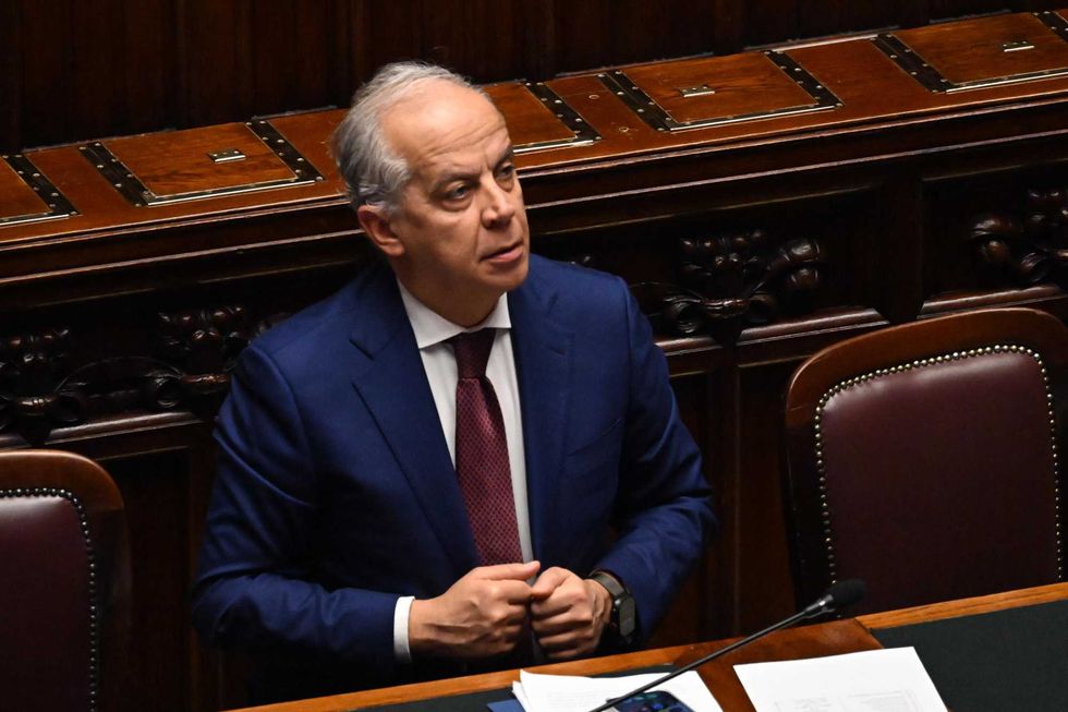 La solita sinistra torna compatta solo per nascondere le violenze di «Aska»