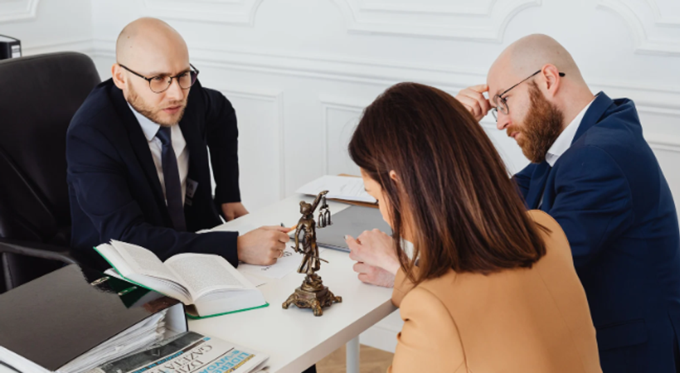 marriage, divorce, lawyers, splitting up, divorce attorney, couple