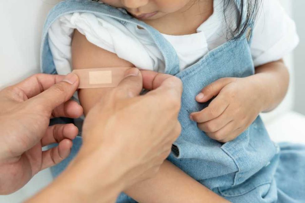 communicable disease, polio, mumps, measles, vaccines, immunizations.