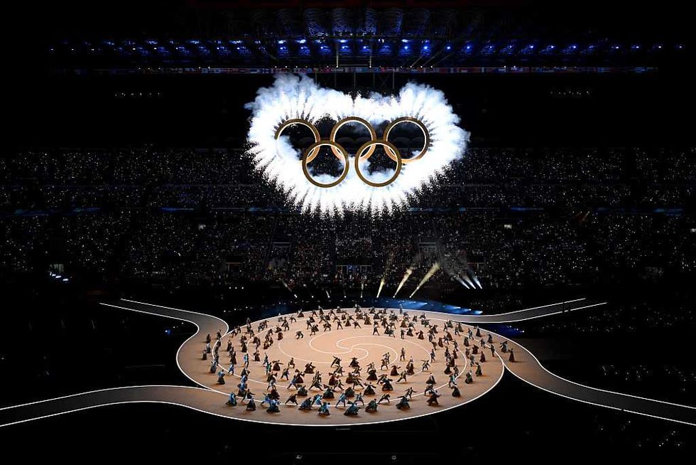 San Siro accende i Giochi. Le Olimpiadi di Milano-Cortina partono nel segno dell'armonia