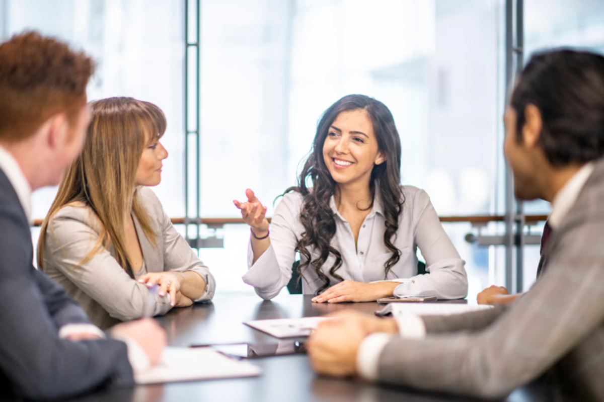 coworkers, coworker, coworkers listening, active listening, good listening