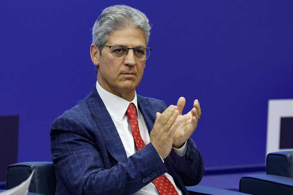 La Rai mette in panchina Petrecca ma nessuno cita Bulbarelli e il Colle