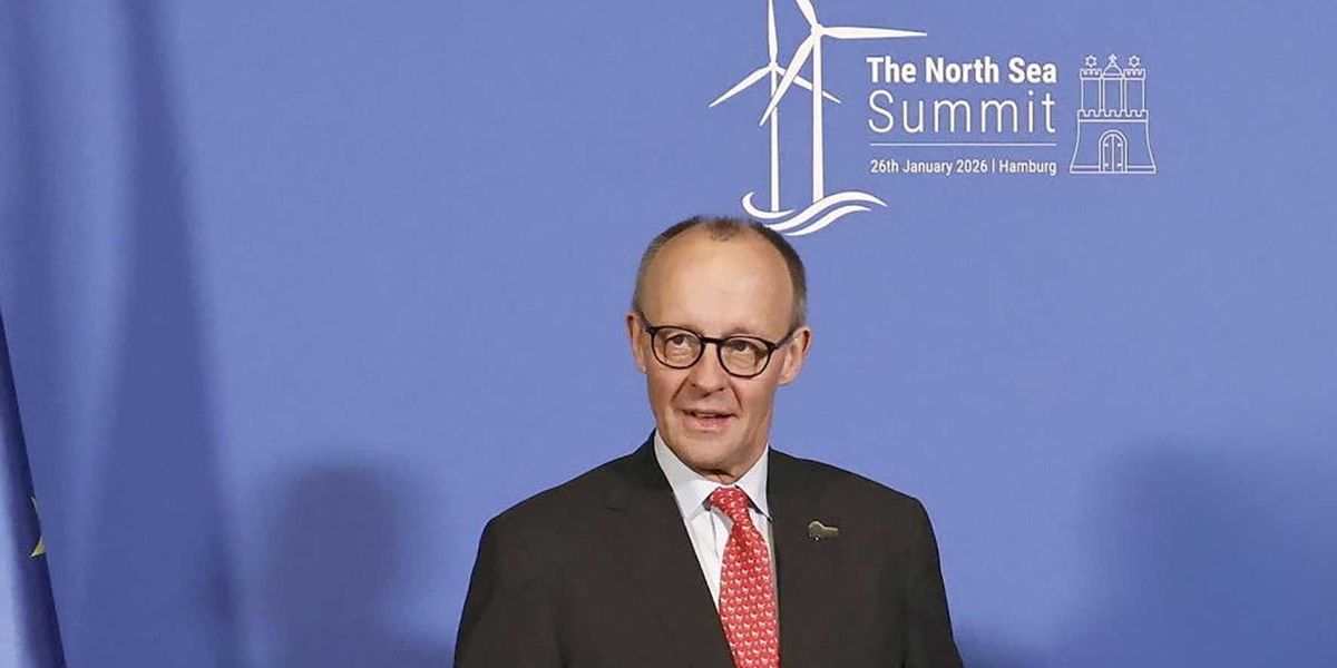 Merz declassa l’energia rinnovabile: non è più una priorità per il Paese