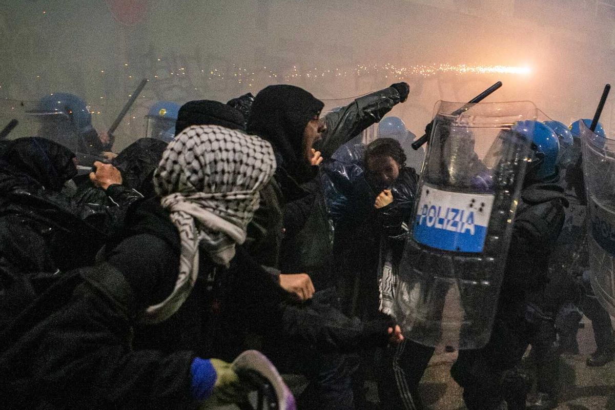 La sinistra coccola quelli che sfasciano le città