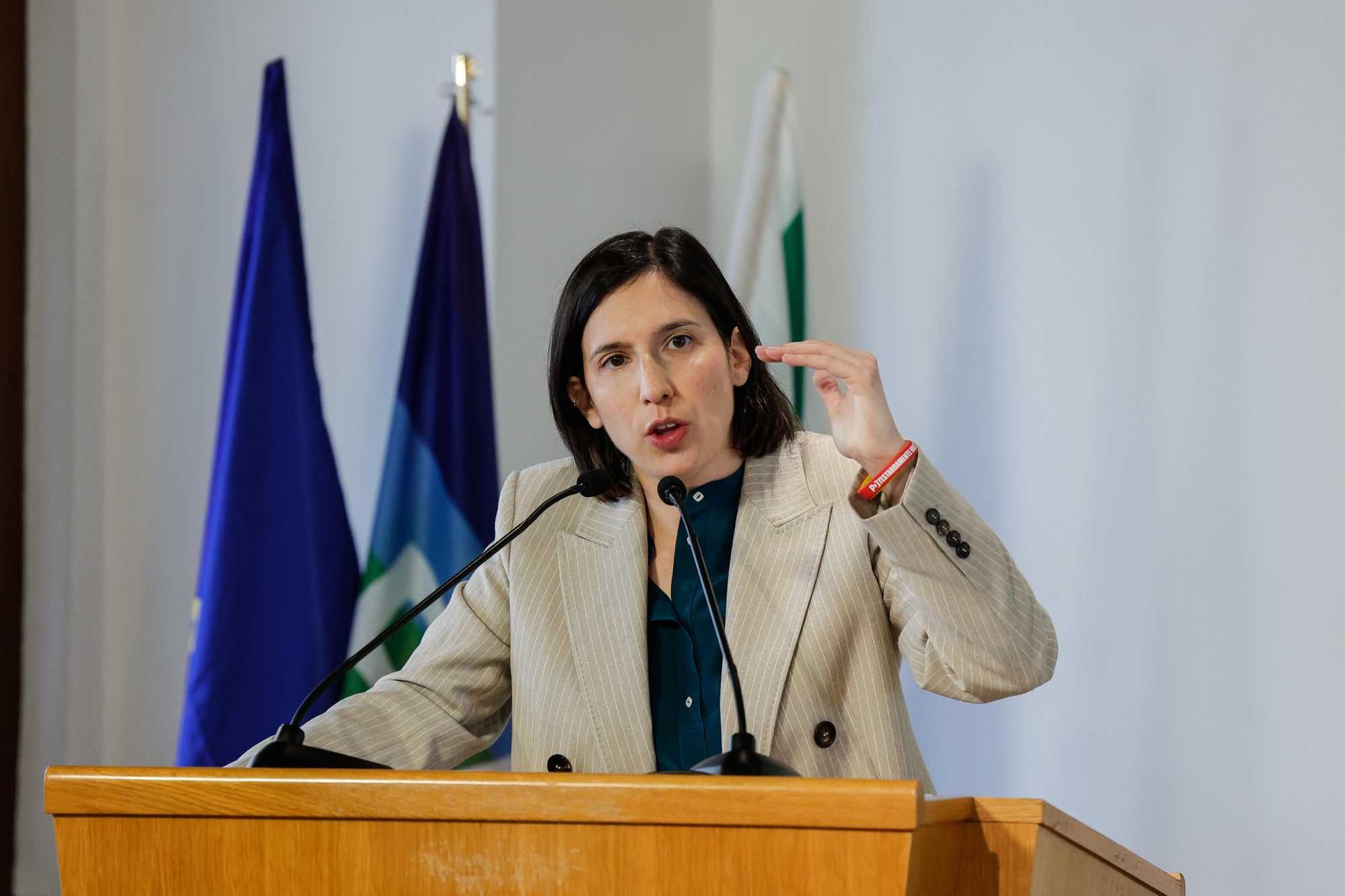 Ostilità al governo e al Guardasigilli. Gli unici valori per il Pd della Schlein