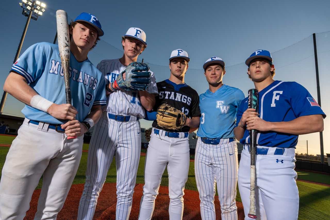 THE STABLE: No. 17 Friendswood has studs in Collins, Hinson
