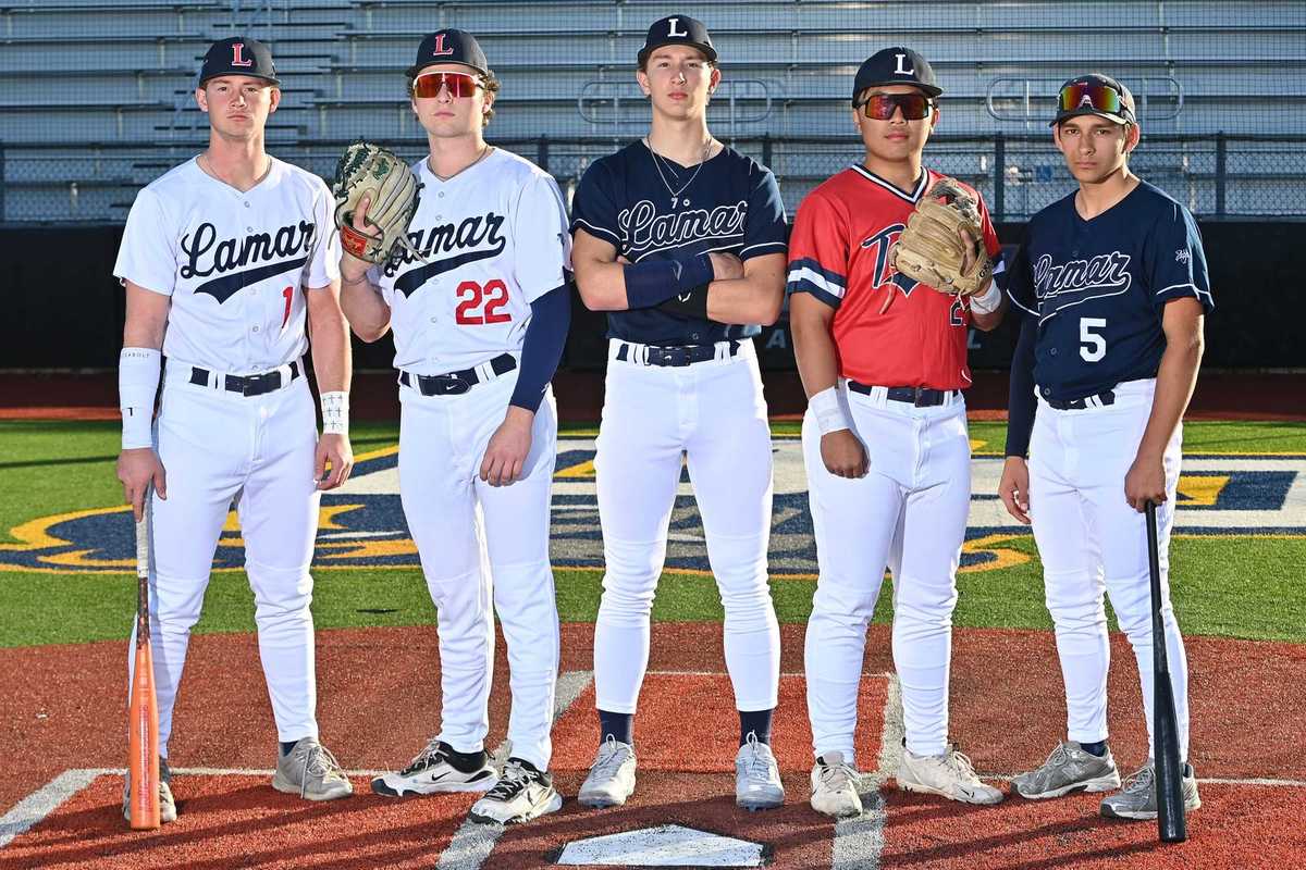 HISD's best No. 15 Lamar has star power in Behan brothers