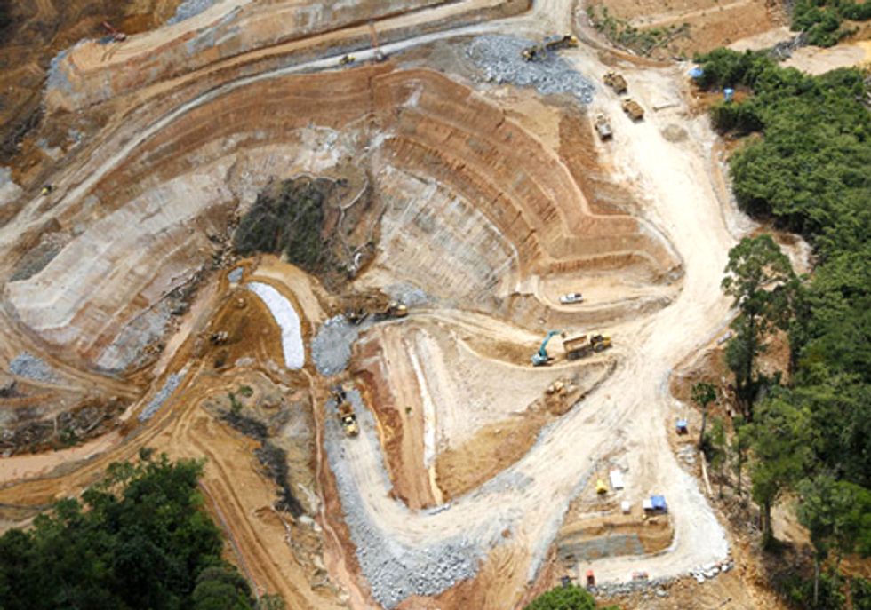 Three Killed in Aussie Mine Protest
