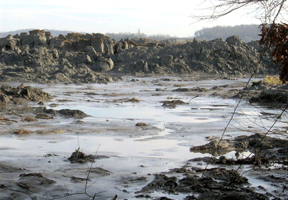 Three Years After Kingston Spill, Coal Ash Dumping Continues to Rise