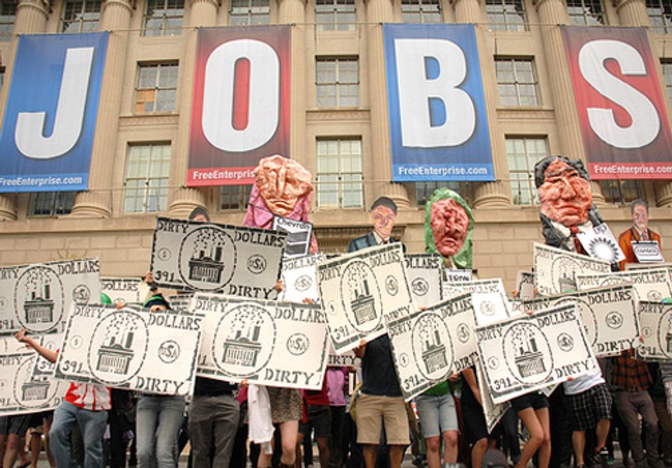 No Surprise—U.S. Chamber of Commerce Pushes Keystone XL Scam
