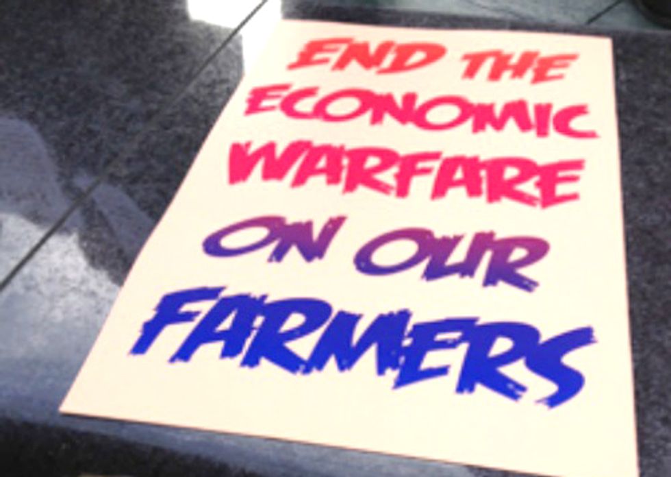Judge Sides With Monsanto