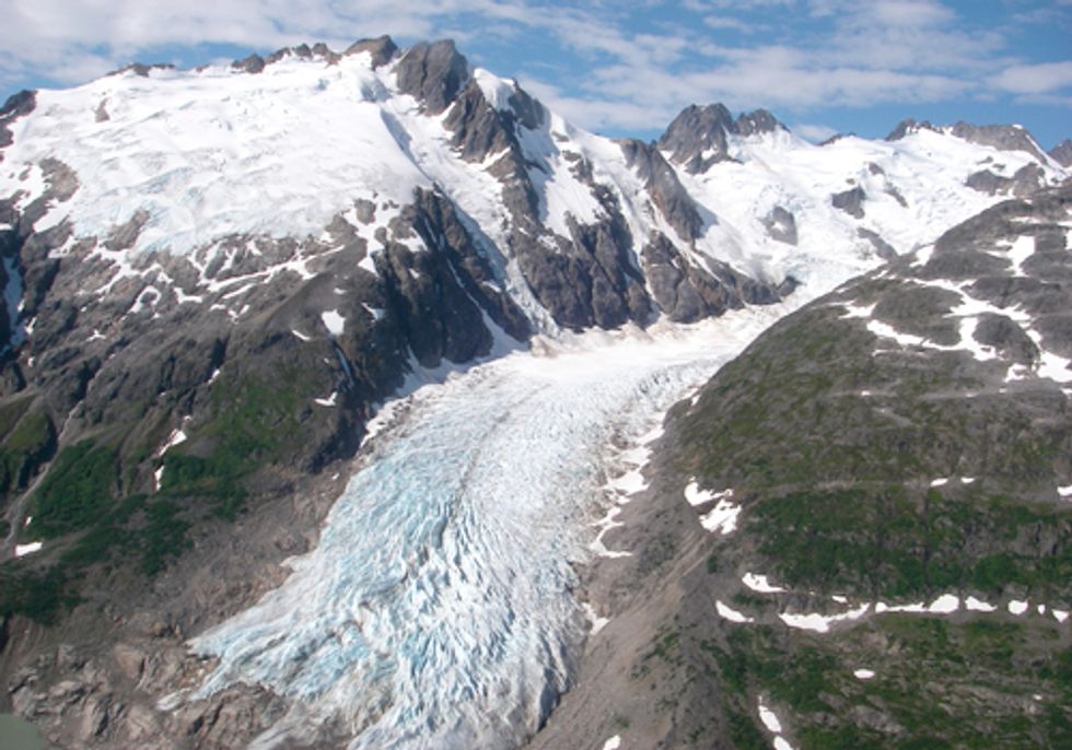 Fossil Fuel Emissions Found on Alaska's Glaciers