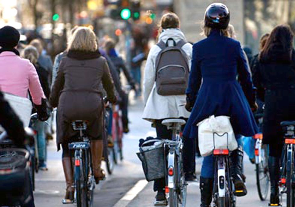 Bicycling Helps Make Cities Cool