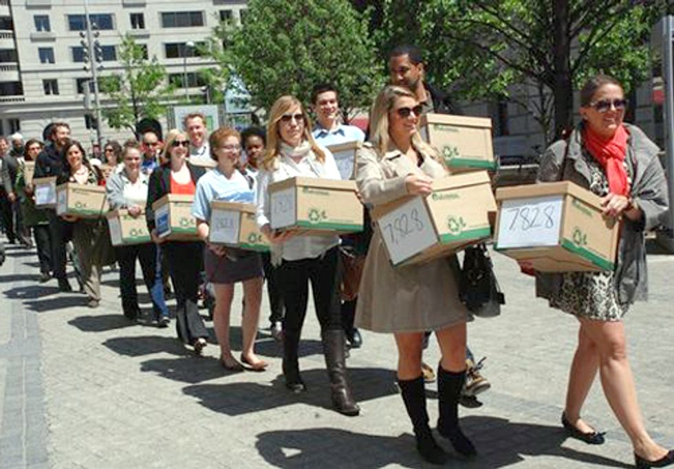 Groups Collect More than 735,000 Comments to Curb Carbon Pollution