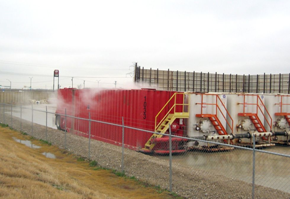 Resident-Funded Testing Confirms 'Worst Fears' for Fracking and Flowback Emissions