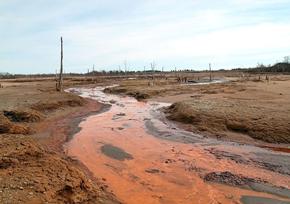 Report Shows that Great Lakes Remain Vulnerable to New Wave of Mining